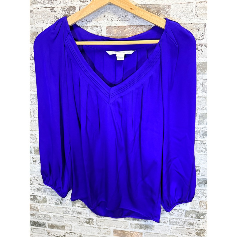 Diane von Furstenberg Blouse Womens 4 Royal Blue Pleated V-Neck Silk Puff Sleeve